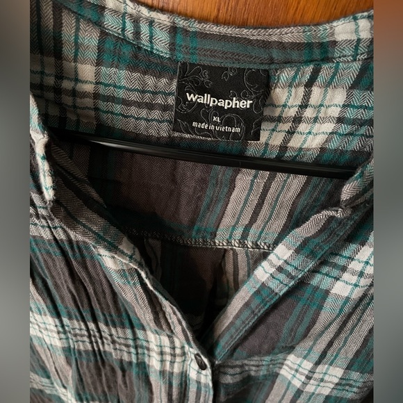 Lace Flannel - Picture 2 of 2